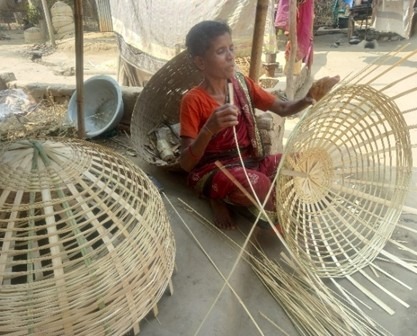 Entrepreneurs of the association “Abirer Para (Mahali Para) Unnayan Shangathan