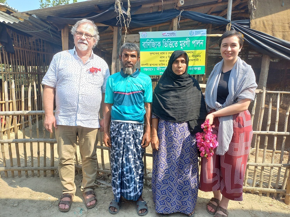Donor from  ILD-Germany Visited  PEER project activities atTanore, Rajshahi.
